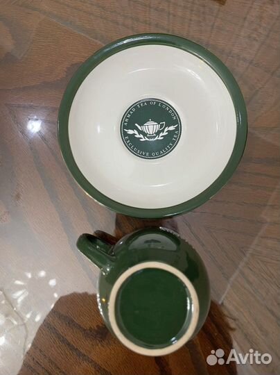 Чайник и чашка ahmad tea