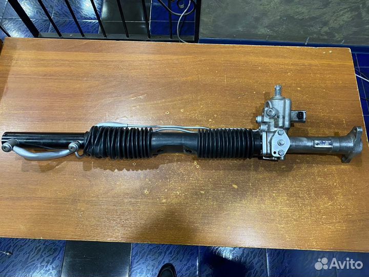 Рулевая рейка audi 100 с датчиком