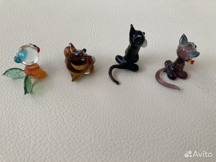 Статуэтки из стекла
