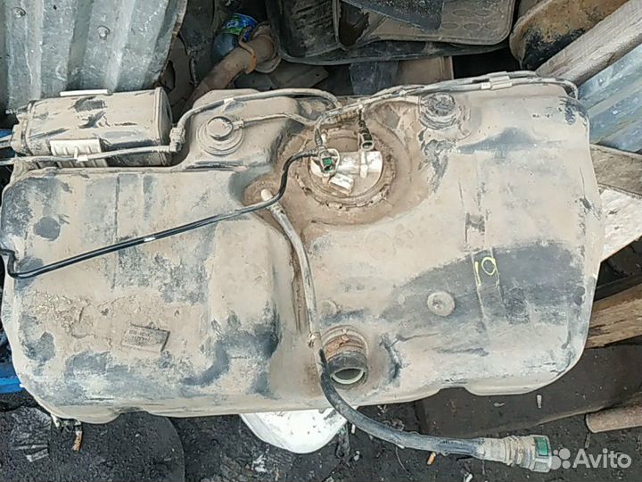 Топливный бак Лада Гранта