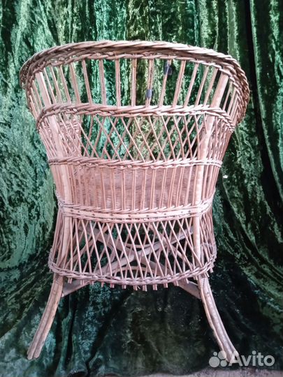 Кресло старинное