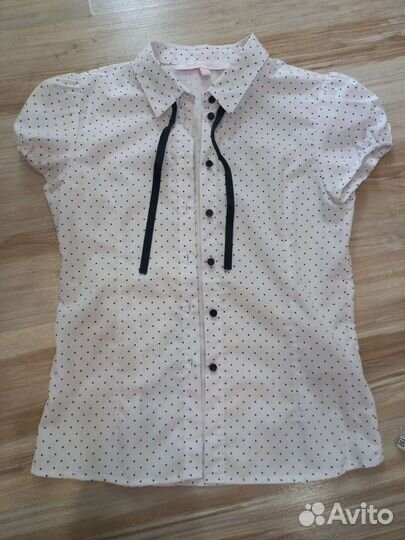 Блузки, рубашки школьные