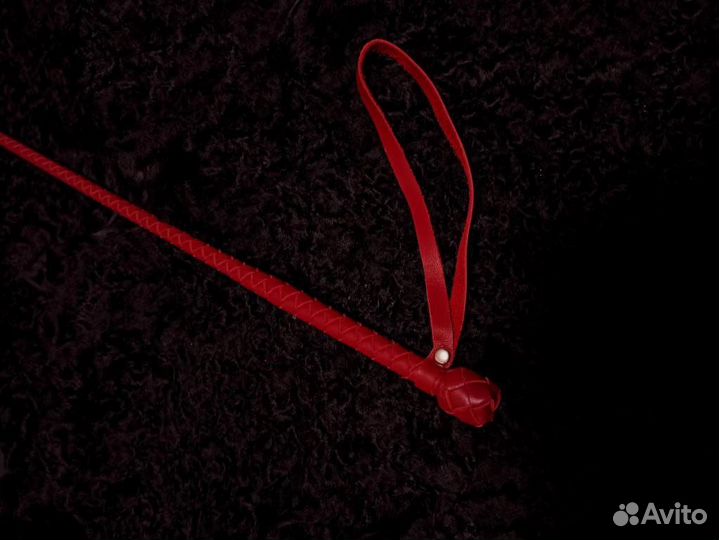 Стек / хлыст красный