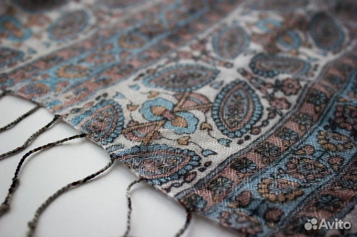 Палантин Zarina