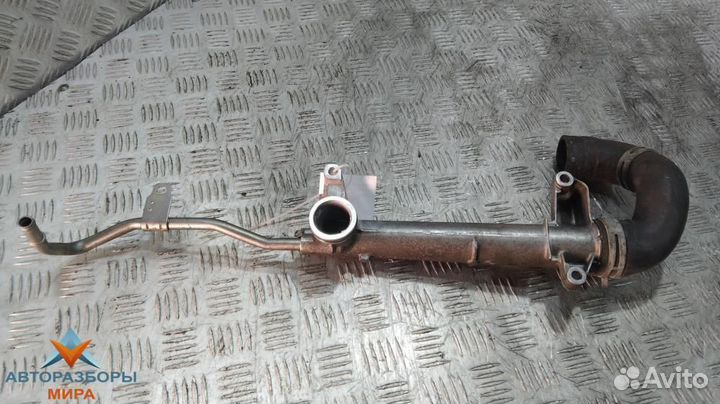 Патрубок (трубопровод, шланг) Mercedes-Benz