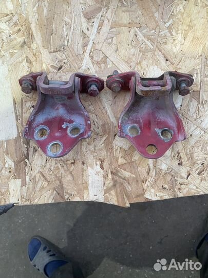 Петли двери каризма для Алексея