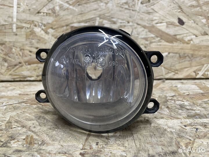 Фара противотуманная правая Toyota Prado 150