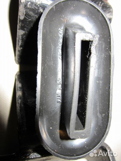 Комплект передних кронштейнов бампера из СССР