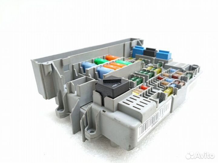 Блок предохранителей Bmw 3-Series E90 2.5