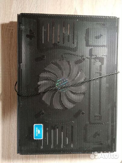 Подставка с охлаждением для ноутбука