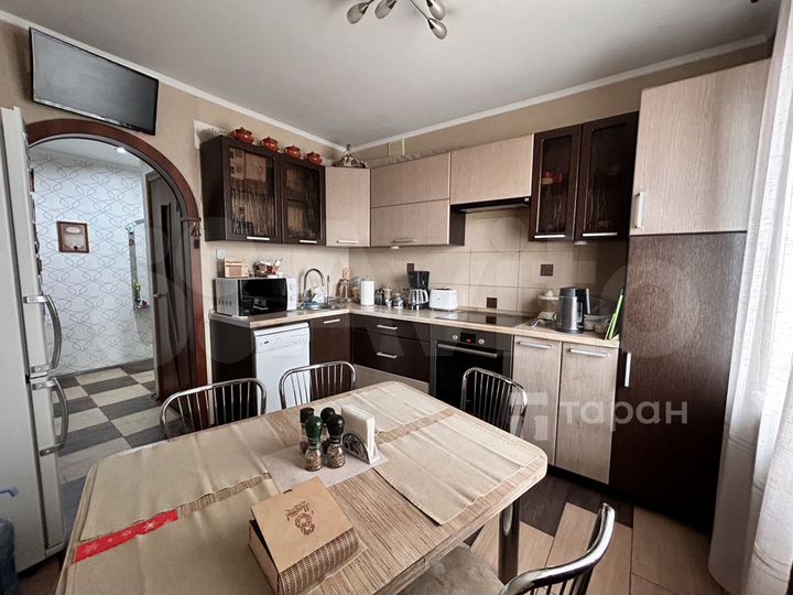 4-к. квартира, 83,4 м², 9/10 эт.