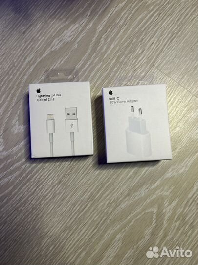 Блок питания apple 20w type c