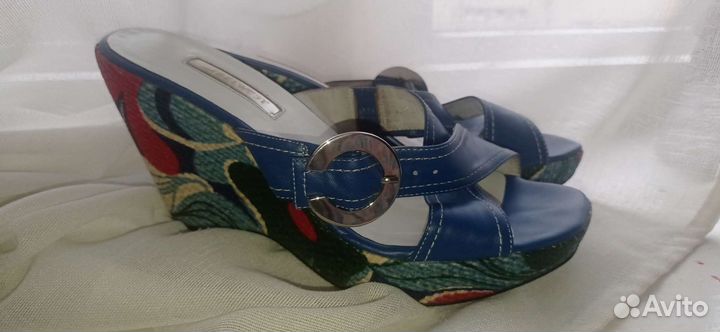 Босоножки 40