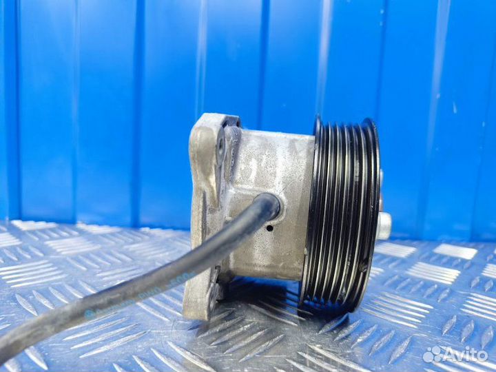 Помпа водяная Volkswagen Golf MK6 1.2 CBZ 2012