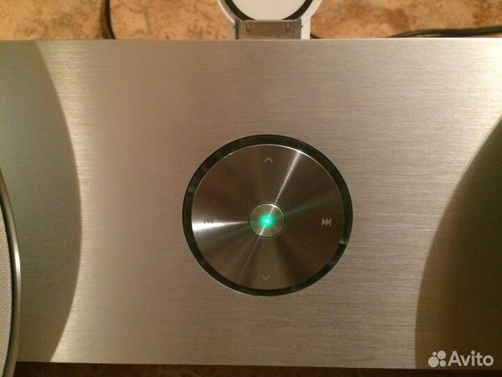 Bang Olufsen Beosound 8