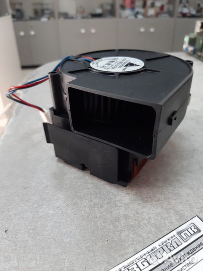 Вентилятор для сервера улитка delta 12V 1.20A