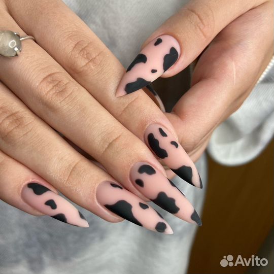 Наращивание ногтей