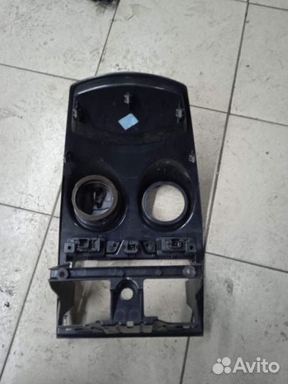 Консоль центральная ford fiesta 2001-2008