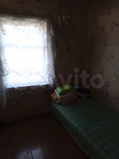 Дом 40,6 м² на участке 9,81 га