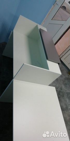 Стойка рессепшн