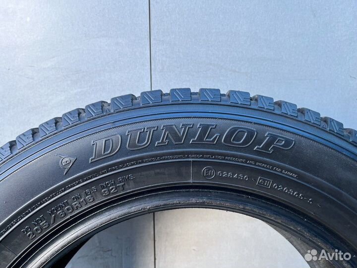 Dunlop SP Winter Ice 01 205/60 R16