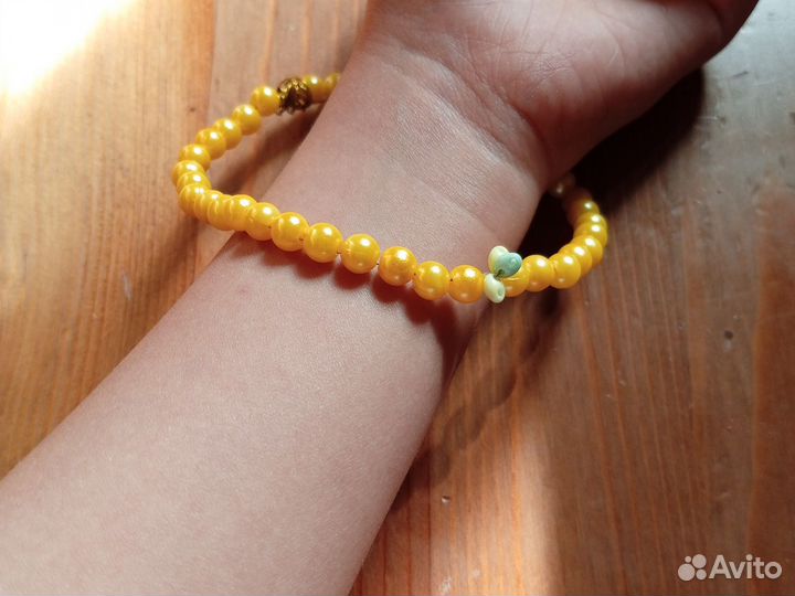 Набор из украшений из бисера