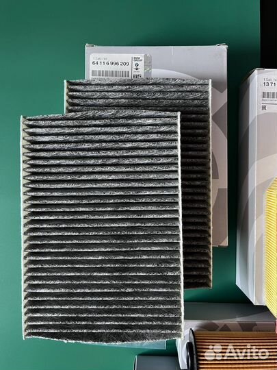 13718577170 Воздушный фильтр BMW