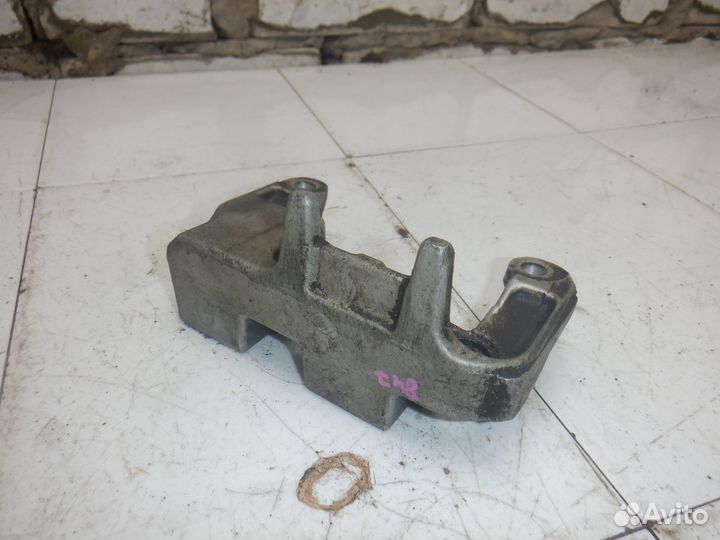 Кронштейн кпп Citroen Xsara Picasso