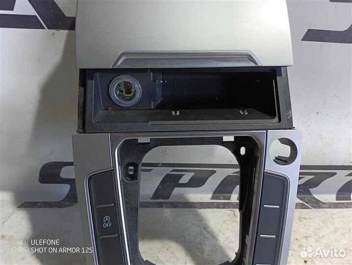 Консоль кпп Volkswagen Passat B8 1.4 CZE 2015