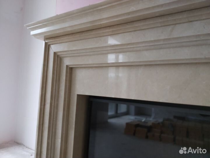 Портал каминный мраморный