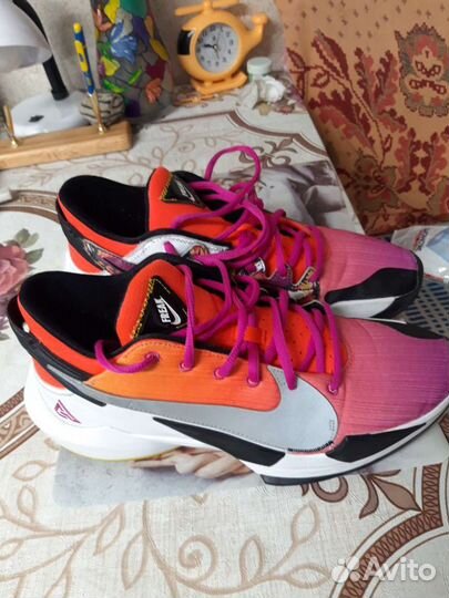 Кроссовки Nike zoom freak