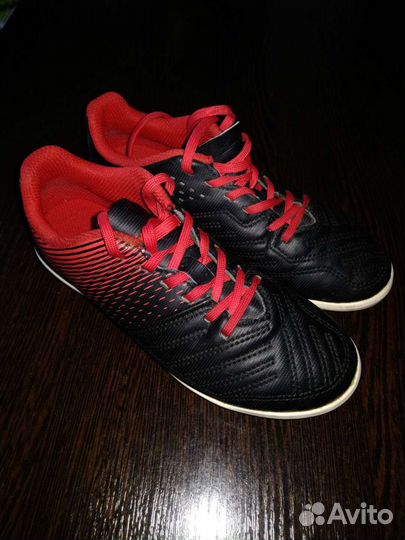 Футбольные бутсы