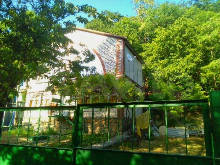 Дом 96 м² на участке 4 сот.