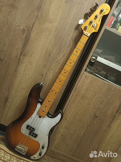 Precision bass Greco