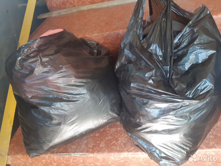 Одежда на девочку отдам