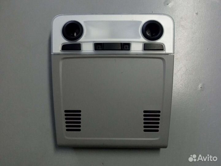 Плафон освещения салона BMW X1 e84