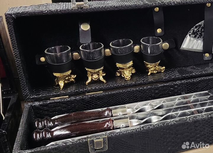 Набор для шашлыка в кейсе 