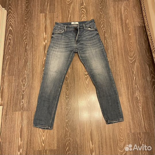 Джинсы bershka