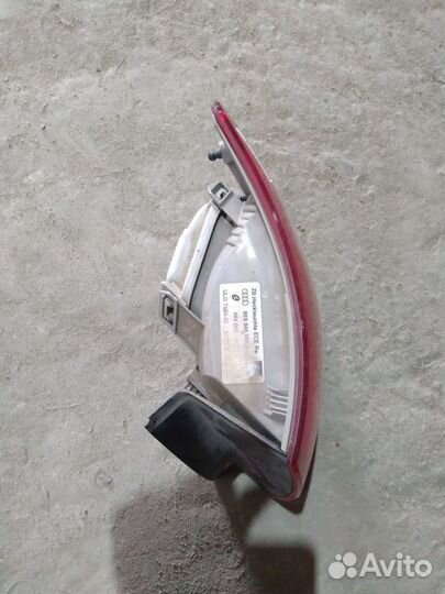 Фонарь задний правый Audi A4 B7 (S4,RS4)