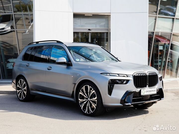 BMW X7 3.0 AT, 2022, 4 800 км