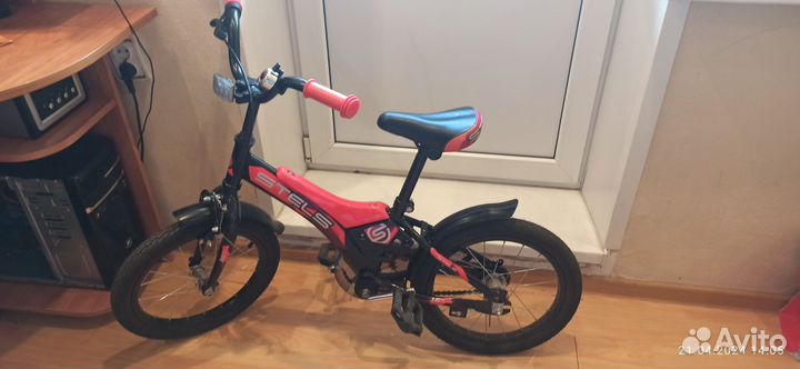 Четырех колесный велосипед