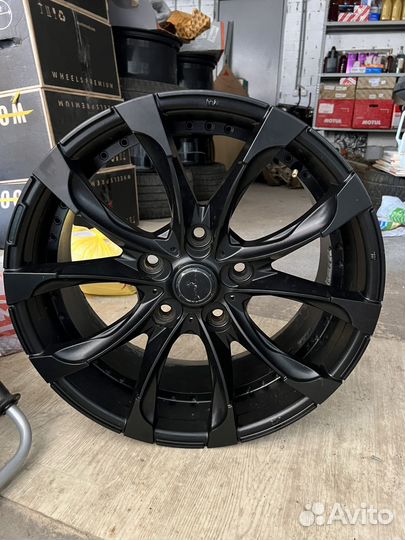 Диски r20 toyota lc200