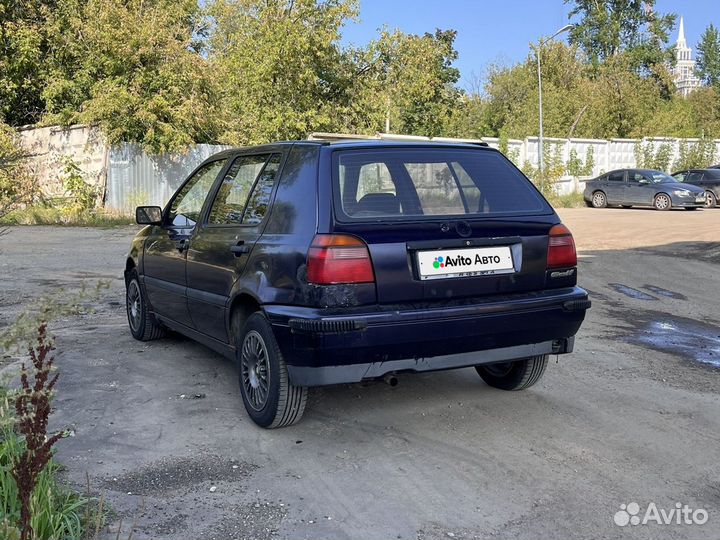 Volkswagen Golf 1.6 МТ, 1996, 278 000 км