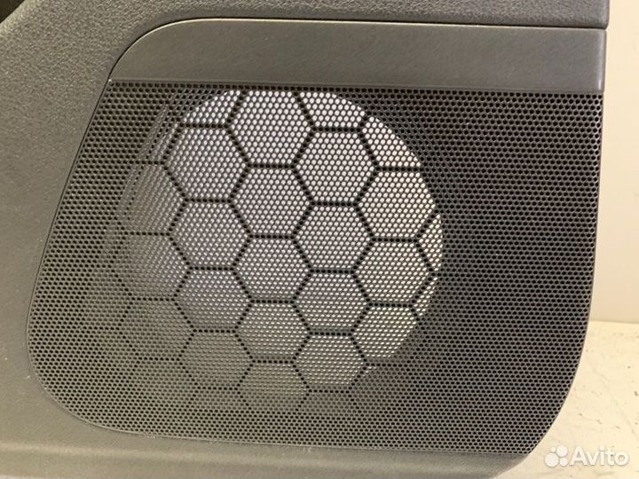 Обшивка двери задней левой Volkswagen Passat B6