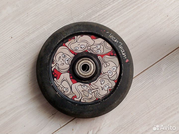 Продам бу колесо подшипники менялись