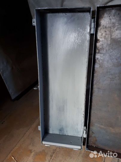 Сейф металлический