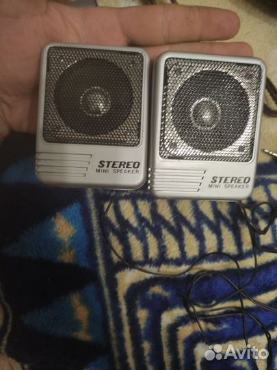 Ретро колонки для кассетных плееров