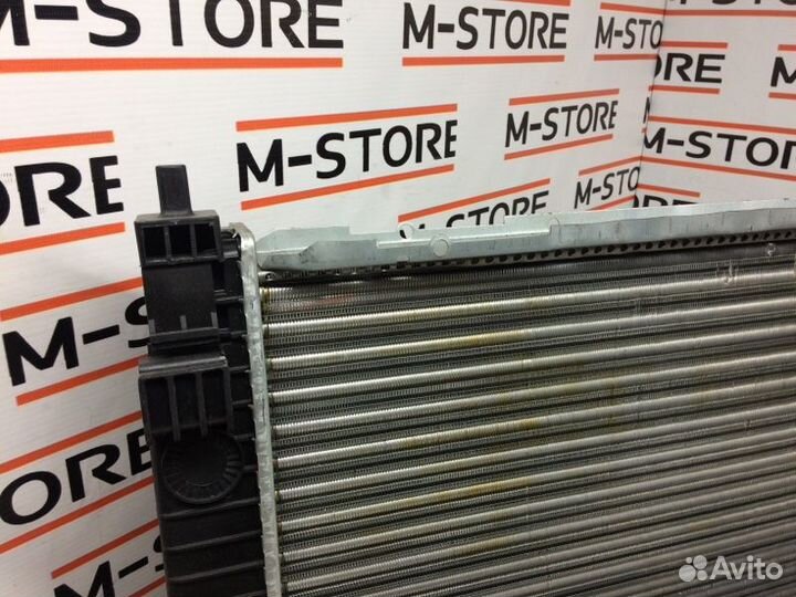 Радиатор двс Mercedes-Benz V-Class W638