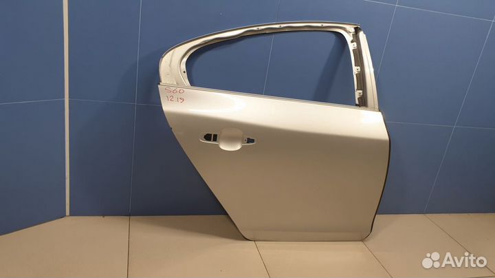 Дверь правая задняя Volvo S60 2010-2018