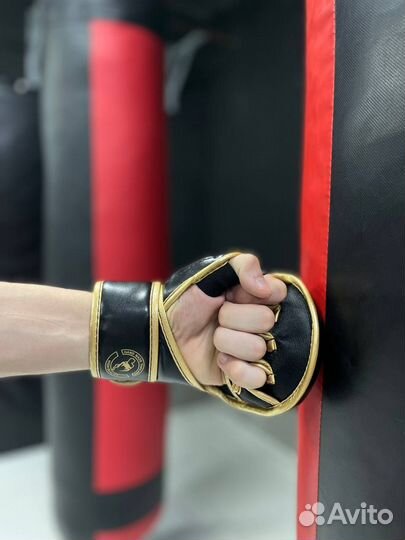 Перчатки-крабы venum